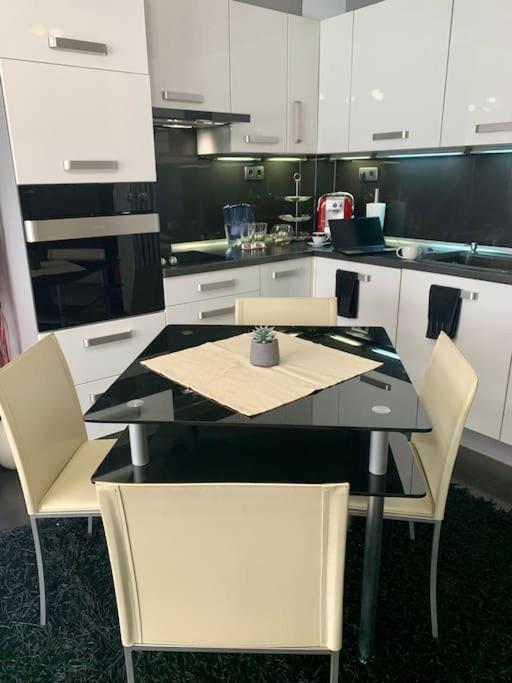 Lovely Sofia Apartment Katerina With Free Parking 外观 照片